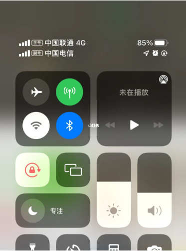 仓山苹果手机维修分享iPhone双卡信号解决办法 